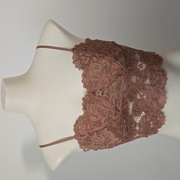 2 Comfy Boho Bralettes (M) - Picture 2 of 15